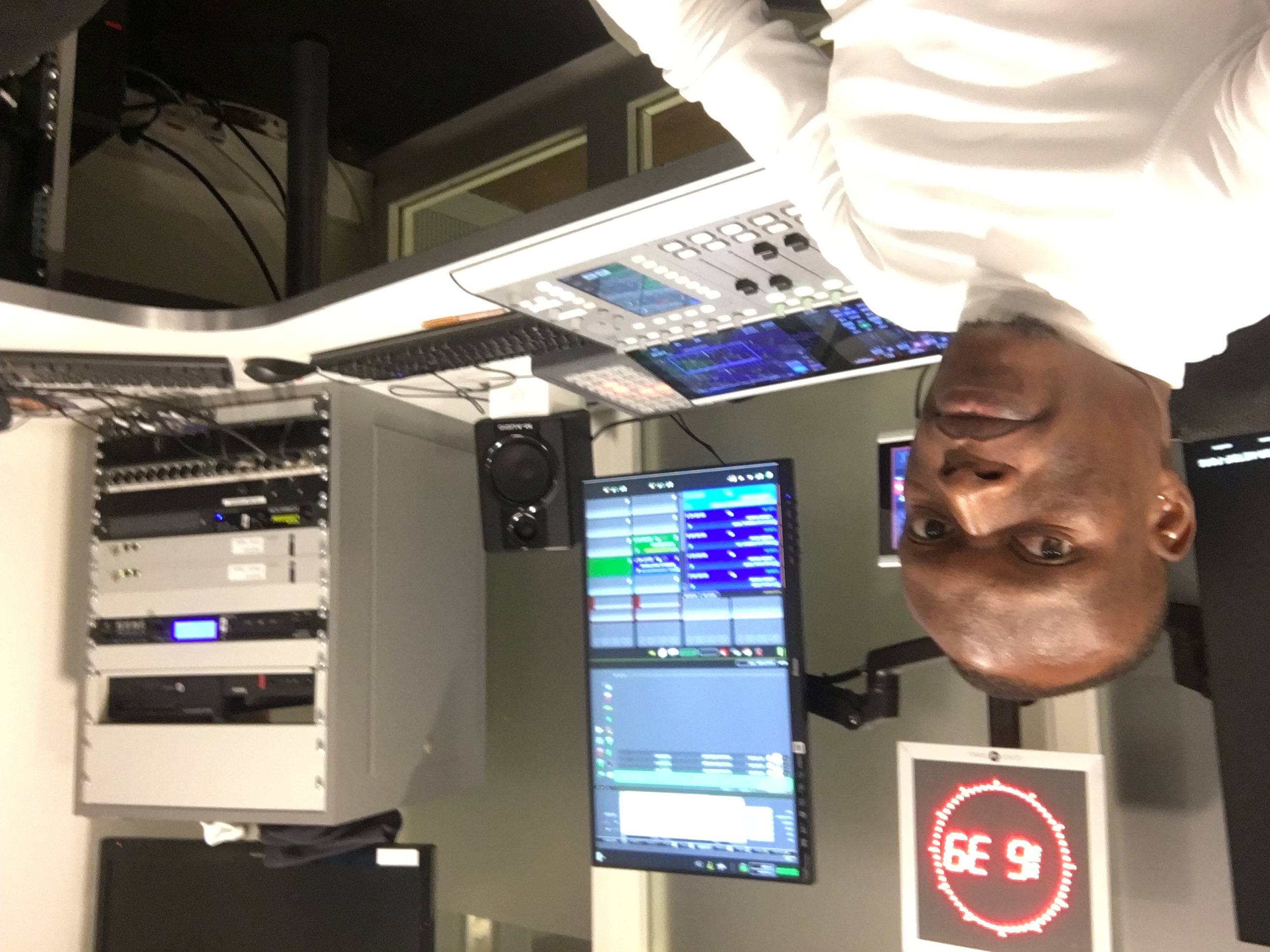 Direct studio